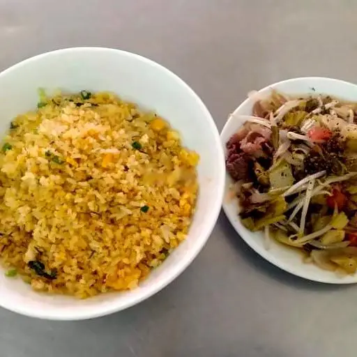 Hình ảnh Cơm rang dưa bò giòn tan