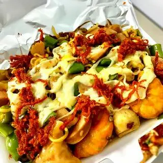 Hình ảnh Mì trộn đặc biệt phô mai kéo sợi