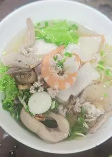 Hình ảnh Hủ tíu mì thập cẩm