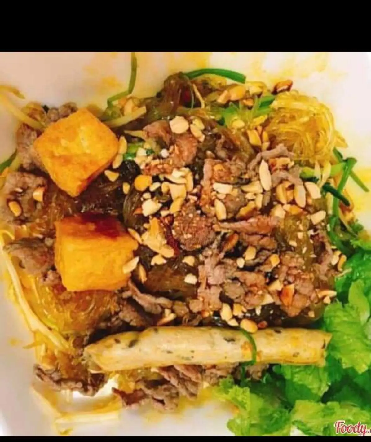 Hình ảnh bánh đa trộn cá giò 