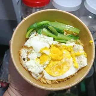 Hình ảnh MÌ TRỘN ỐP LA