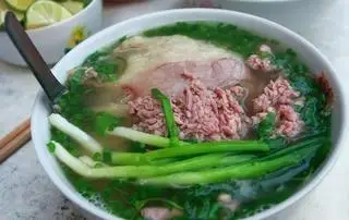 Hình ảnh Phở tái gầu