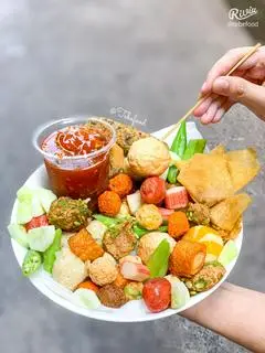 Hình ảnh Combo Cá viên chiên sốt nước mắm + trà tắc mix đào 