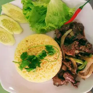 Hình ảnh Cơm Gà Chiên Nước Mắm