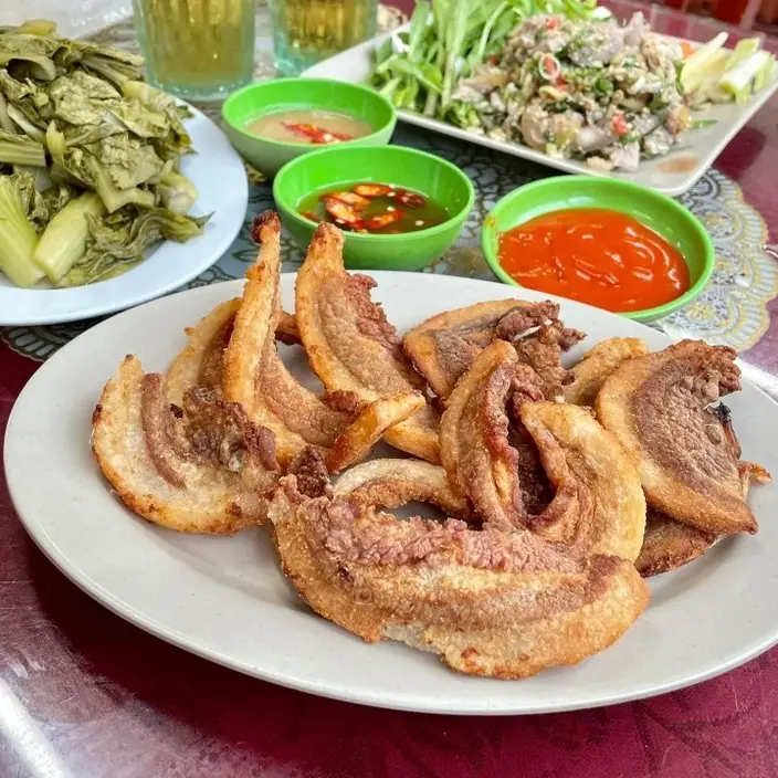 Hình ảnh Tóp mỡ + Dưa chua