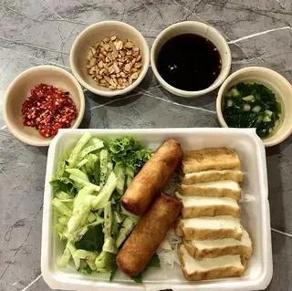 Hình ảnh Bún chả giò CHAY