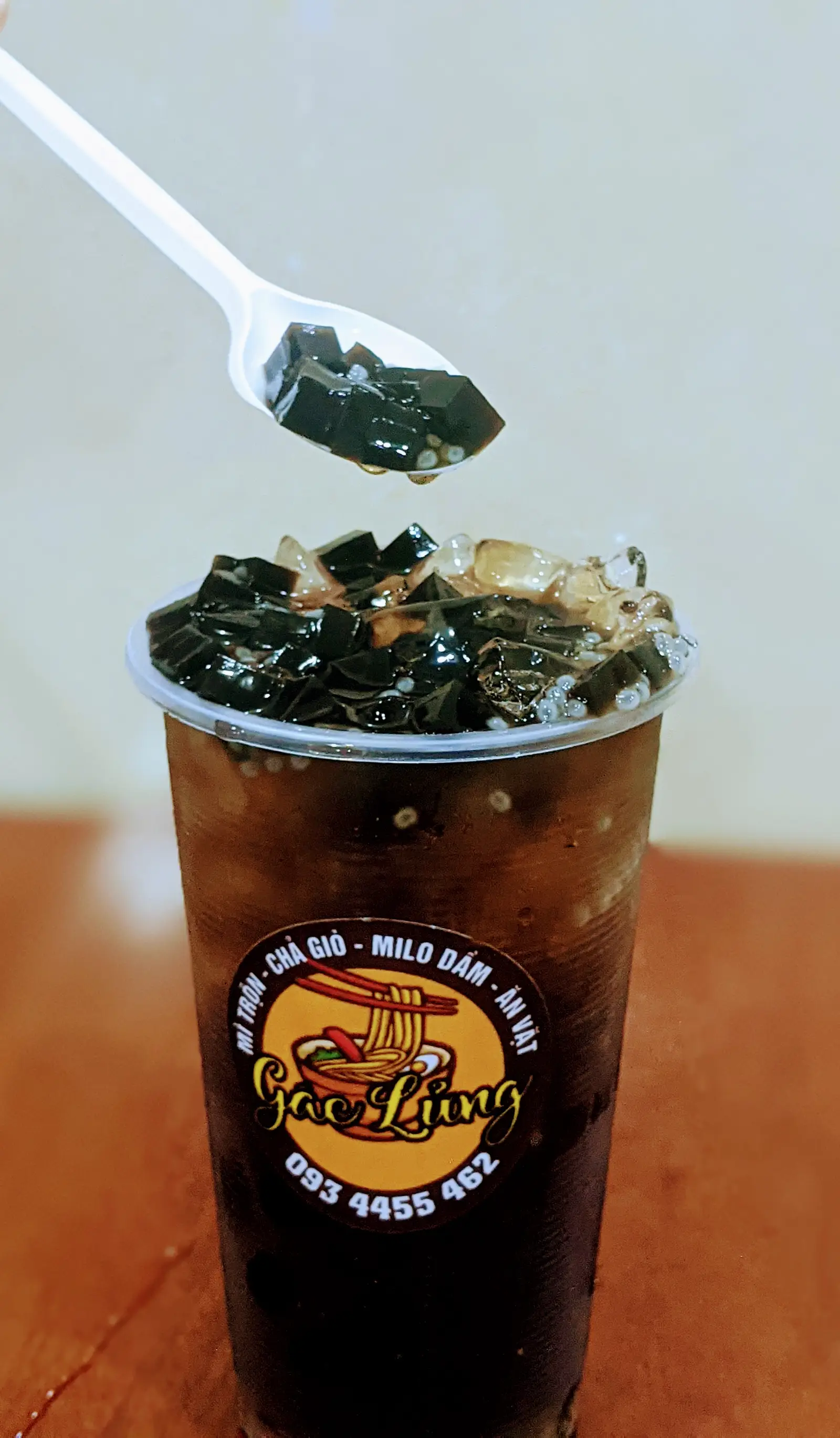 Hình ảnh Trà bí đao sương sáo hạt chia - ly 700ml