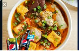 Hình ảnh Bún Riêu Giò Heo Đặc Biệt 