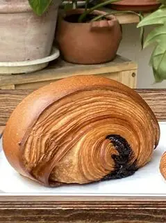 Hình ảnh Pain Au Chocolate