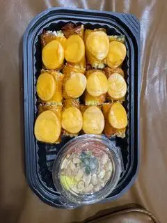 Hình ảnh Combo: 2 phần bánh tráng cuốn tặng 2ly trà trái cây