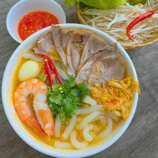 Hình ảnh Bánh canh ghẹ tôm thịt