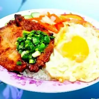 Hình ảnh Cơm sườn ốp la