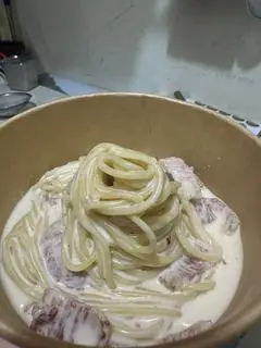 Hình ảnh Mì ý bacon sốt kem 