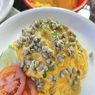 Hình ảnh Cơm Hến và Tôm phủ Trứng