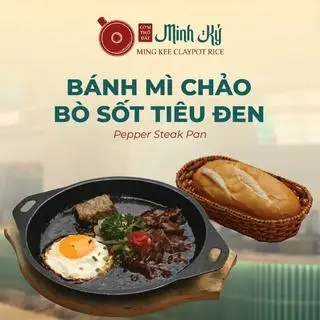 Hình ảnh Bánh mì chảo bò sốt tiêu đen