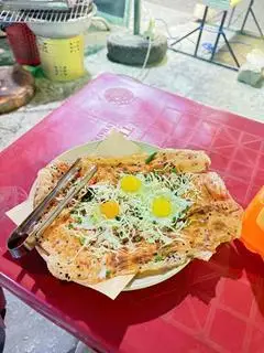 Hình ảnh Bánh tráng mắm ruốc ốp la