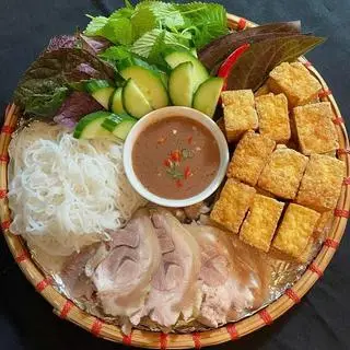 Hình ảnh Bún Đậu Mẹt & Thịt Luộc
