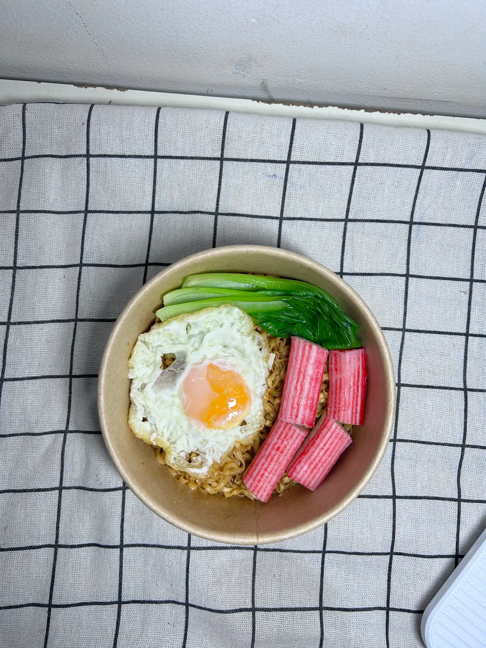 Hình ảnh Mì trộn ốp la - thanh cua