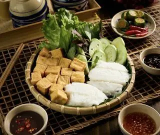 Hình ảnh Bún đậu Biên tối giản