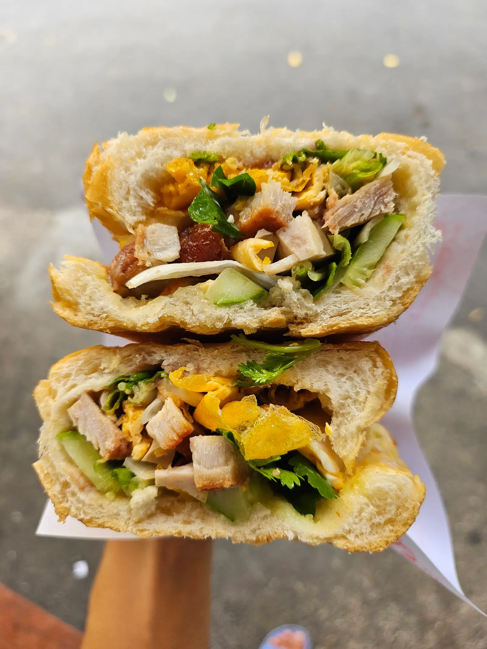 Hình ảnh Bánh mì thập cẩm đặc biệt