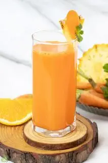 Hình ảnh Nước ép cà rốt + thơm