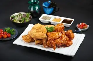 Hình ảnh Gà Nửa con ( sốt cay / rán giòn)