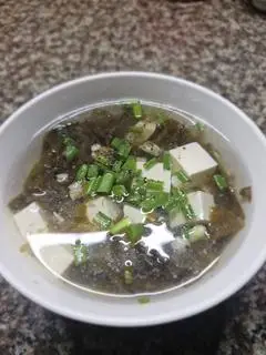 Hình ảnh CANH RONG BIỂN TÀU HỦ NON