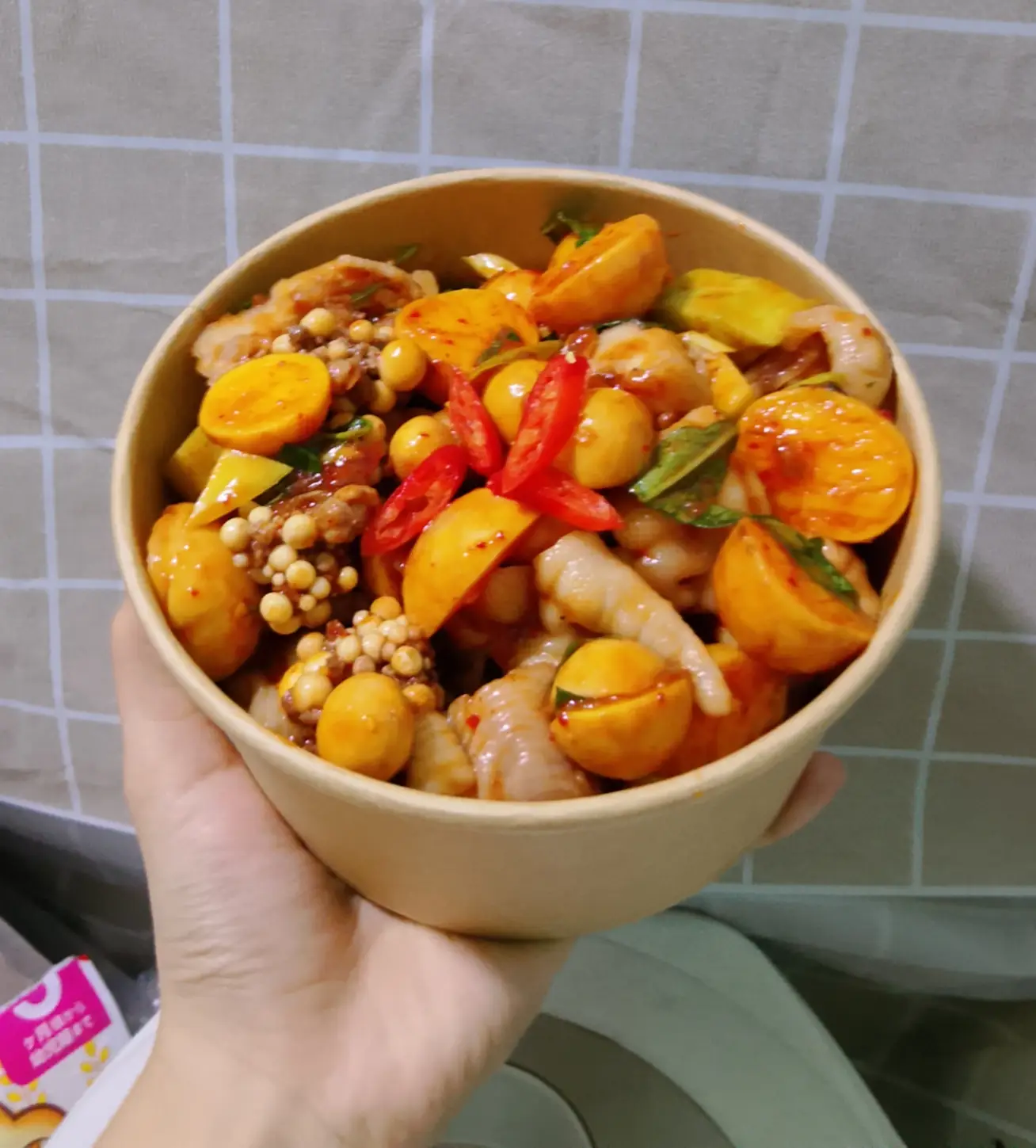 Hình ảnh CHÂN GÀ RÚT XƯƠNG MIX TRỨNG NON _ VỪA