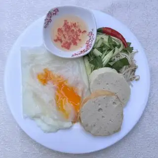 Hình ảnh Bánh cuốn trứng lòng đào nhân thịt