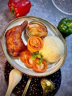 Hình ảnh Cơm trắng gà teri, trứng chiên - cocacola tươi