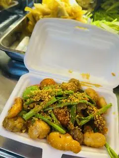 Hình ảnh Combo cá viên sốt mắm tỏi nhỏ.