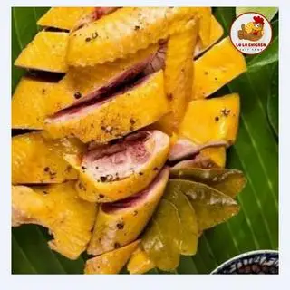 Hình ảnh Gà Ủ Muối Hoa Tiêu( Một Con)