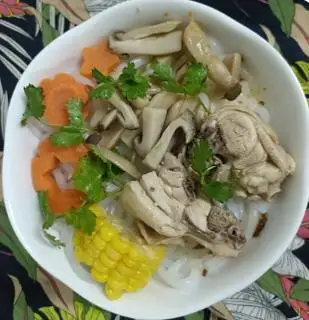 Hình ảnh Bánh Canh Gà + Nấm Babi 