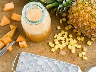 Hình ảnh thơm ép mix dưa lưới