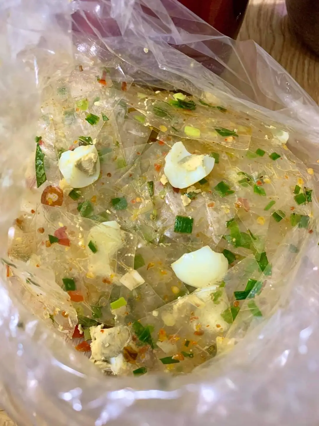 Hình ảnh Bánh tráng Mỡ Hành Trứng Cút 