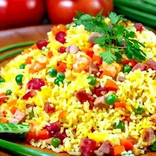 Hình ảnh Cơm Chiên Dương Châu Xá Xíu