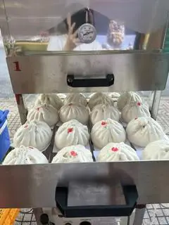 Hình ảnh Steam Buns 1/2 Salted Egg + Char Siu + Quail Eggs