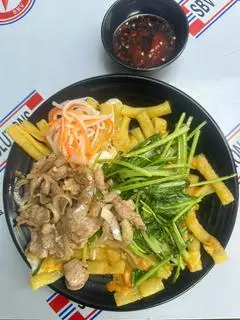 Hình ảnh Nui xào bò