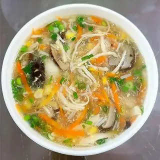 Hình ảnh súp đùi gà nấm thanh cua 
