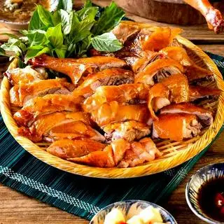 Hình ảnh Vịt nướng tây bắc cay