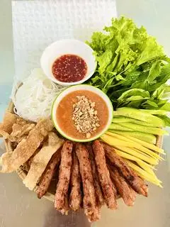 Hình ảnh Nem nướng phần