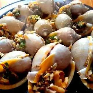 Hình ảnh Ốc tỏi nướng tiêu xanh