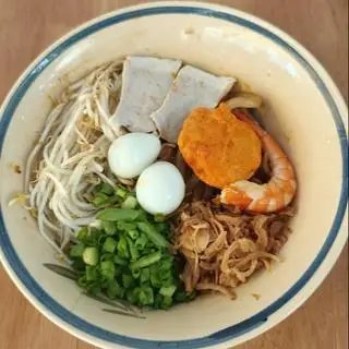 Hình ảnh Bánh Canh Trộn Đầy Đủ