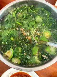 Hình ảnh Canh cua tươi tô lớn