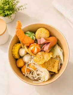 Hình ảnh Mỳ lẩu thái chua cay bò đặc biệt