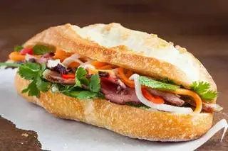 Hình ảnh Bánh mì thập cẩm 