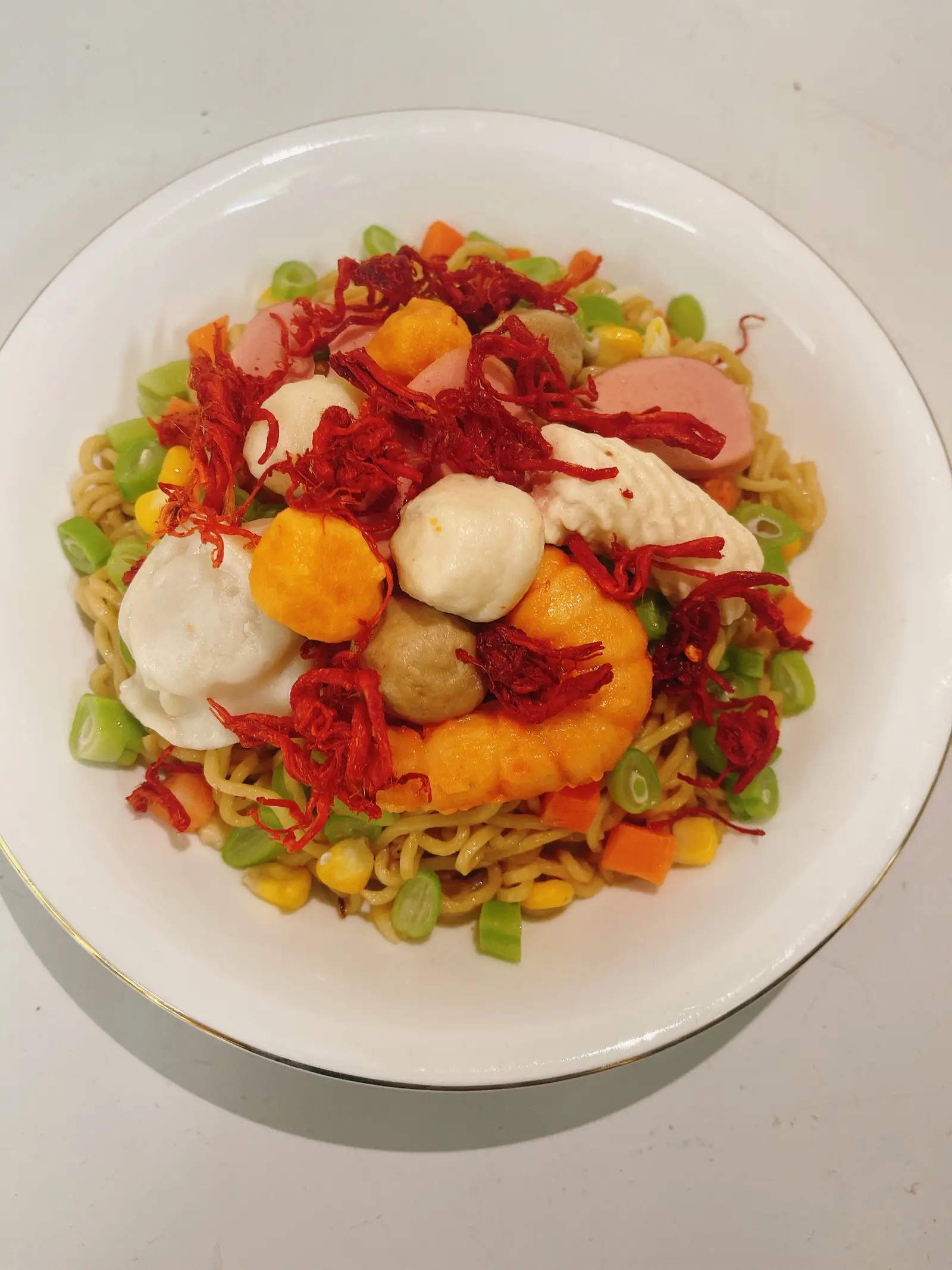 Hình ảnh Mì Indomie thập cẩm đặc biệt