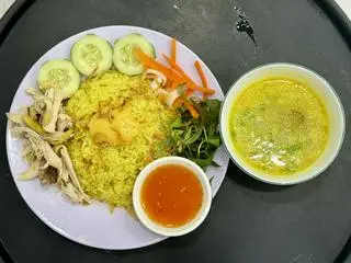 Hình ảnh cơm gà ta xé 