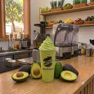 Hình ảnh sinh tố bơ / Avocado smoothie