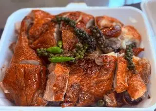 Hình ảnh Vịt quay tiêu xanh - Nửa con